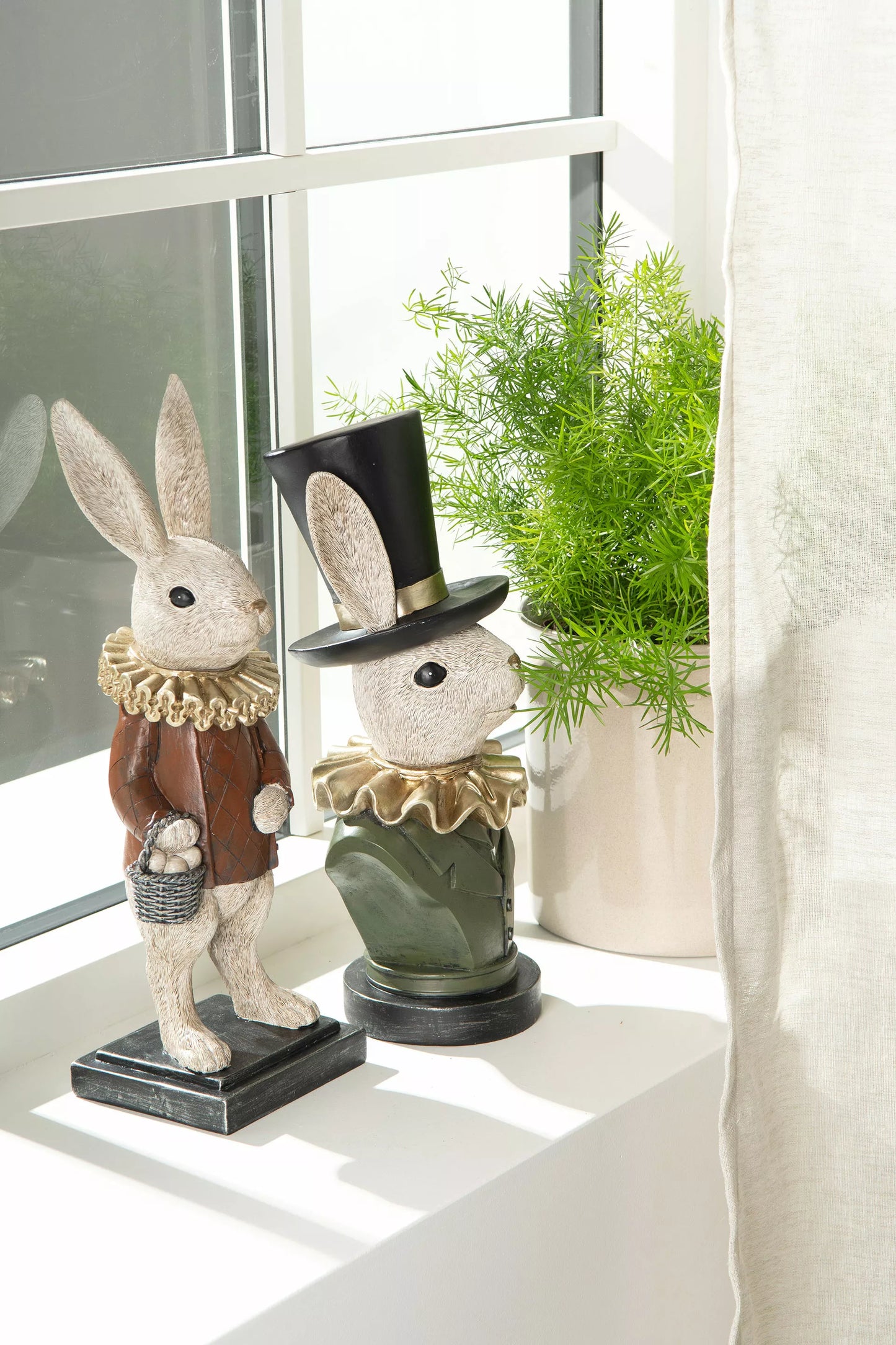 Påskdekoration Kanin Med Äggkorg Poly 13x12x39,5cm I lager: Vecka 8