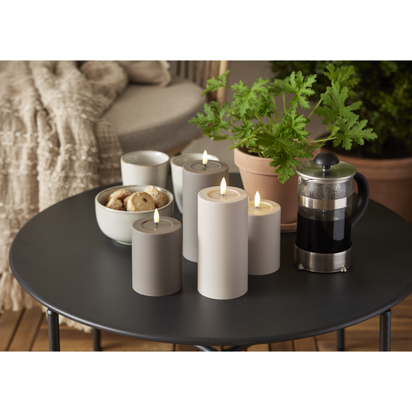 Batteridrivet LED Blockljus UTOMHUS Flamme Soft Beige 17,5 cm