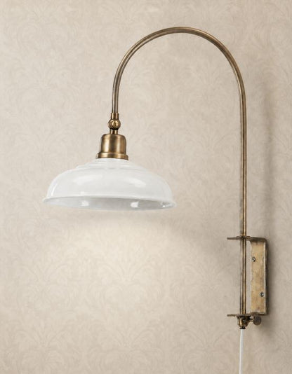 Vägglampa Noa Emalj Shell 20x24 48cm HH