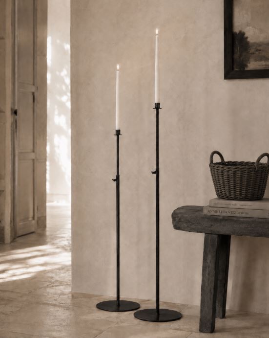 Ljusstake Reglerbar 82-154 cm - svart HH