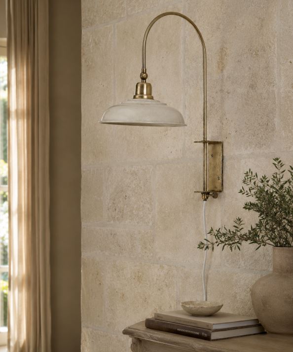 Vägglampa Noa Sand 20x24 48cm