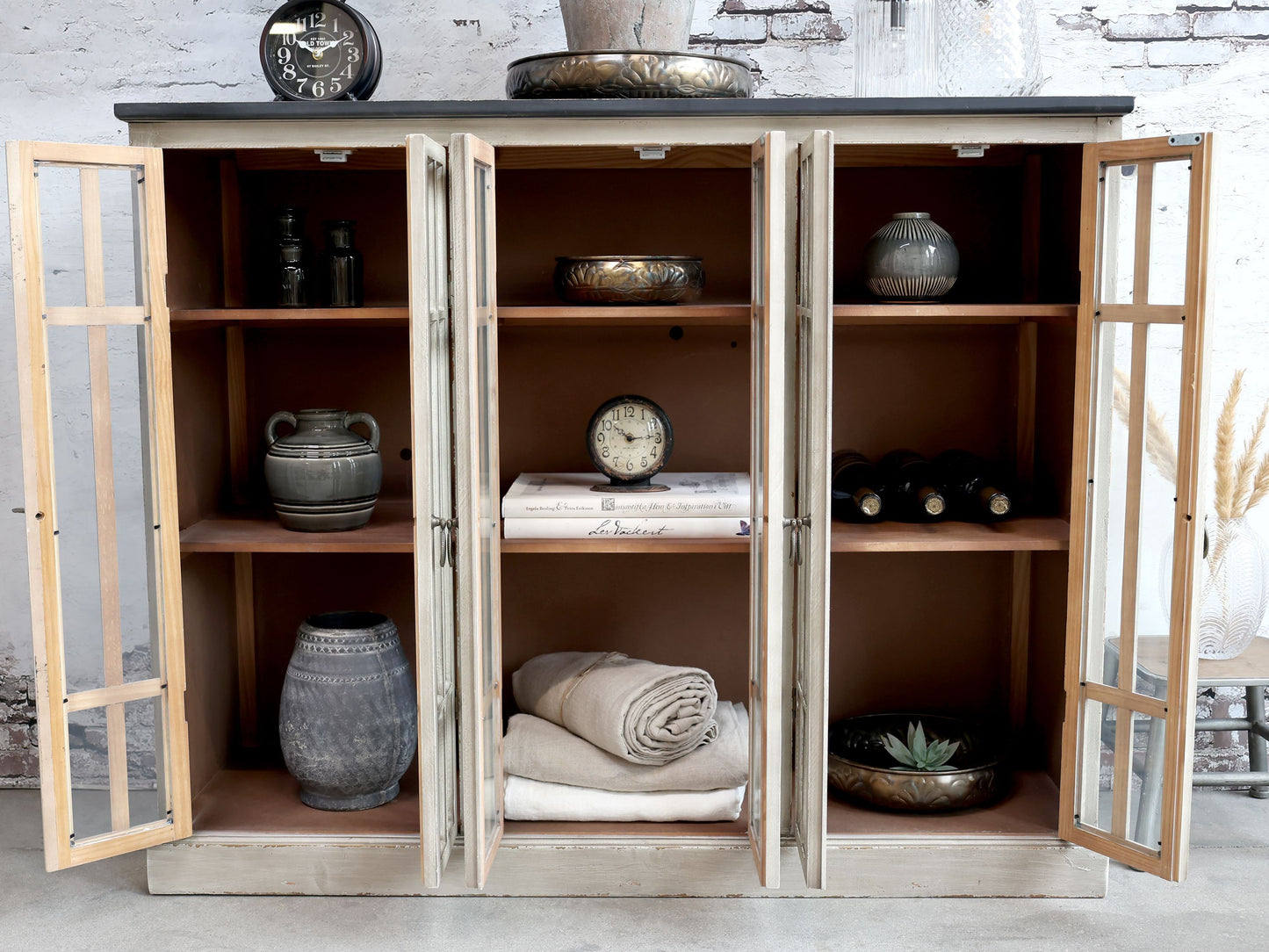 Chic Antique Vitrinskåp m. 6 luckor och svart topp