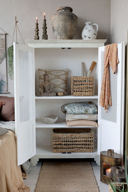 Chic Antique Skåp Gammalt franskt linneskåp antik creme