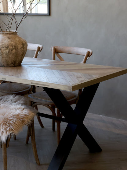 Chic Antique Bord Matbord med fiskbensmönster 200 cm