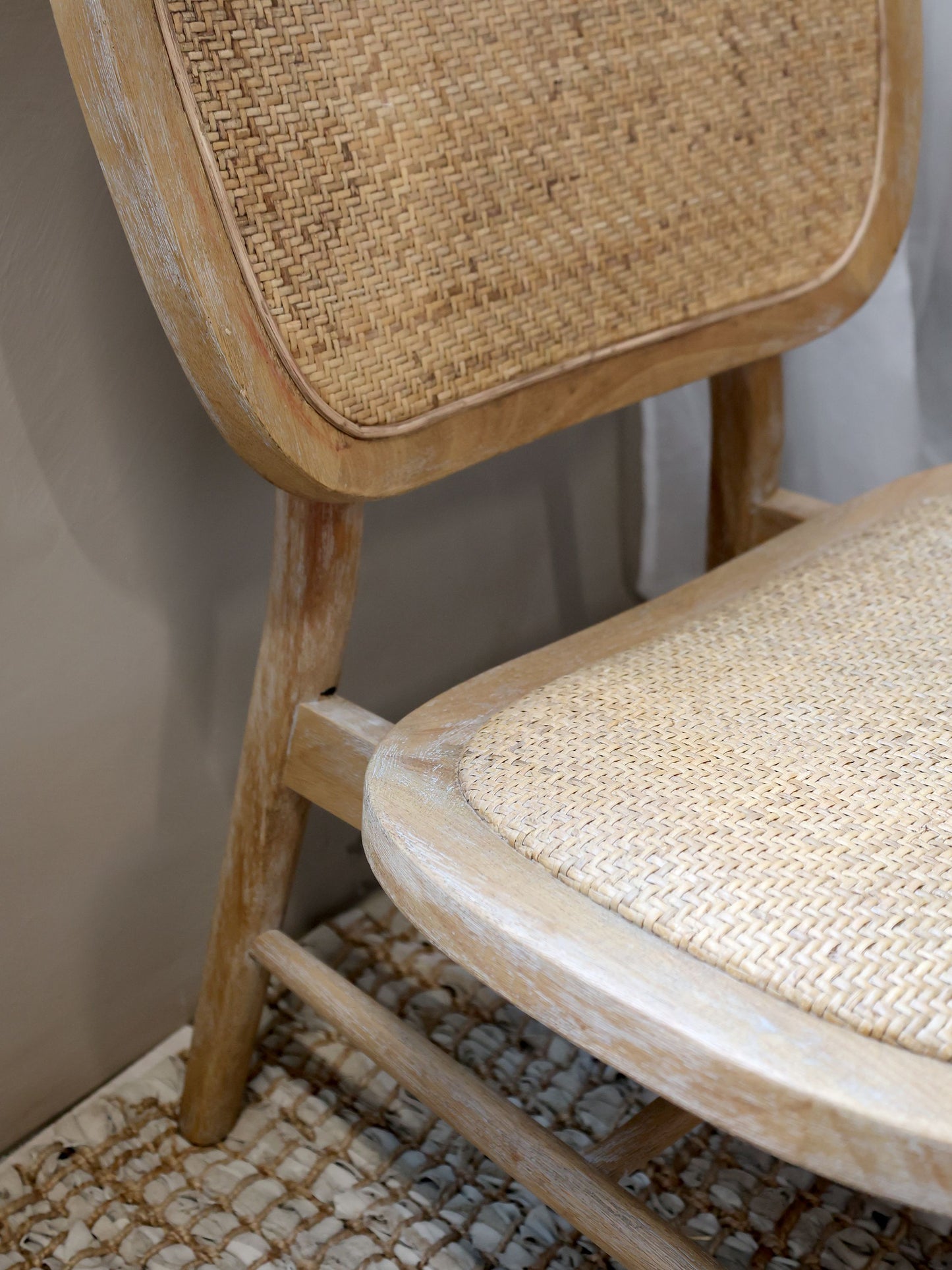 Chic Antique Stol Loungstol m. flätad sits & rygg
