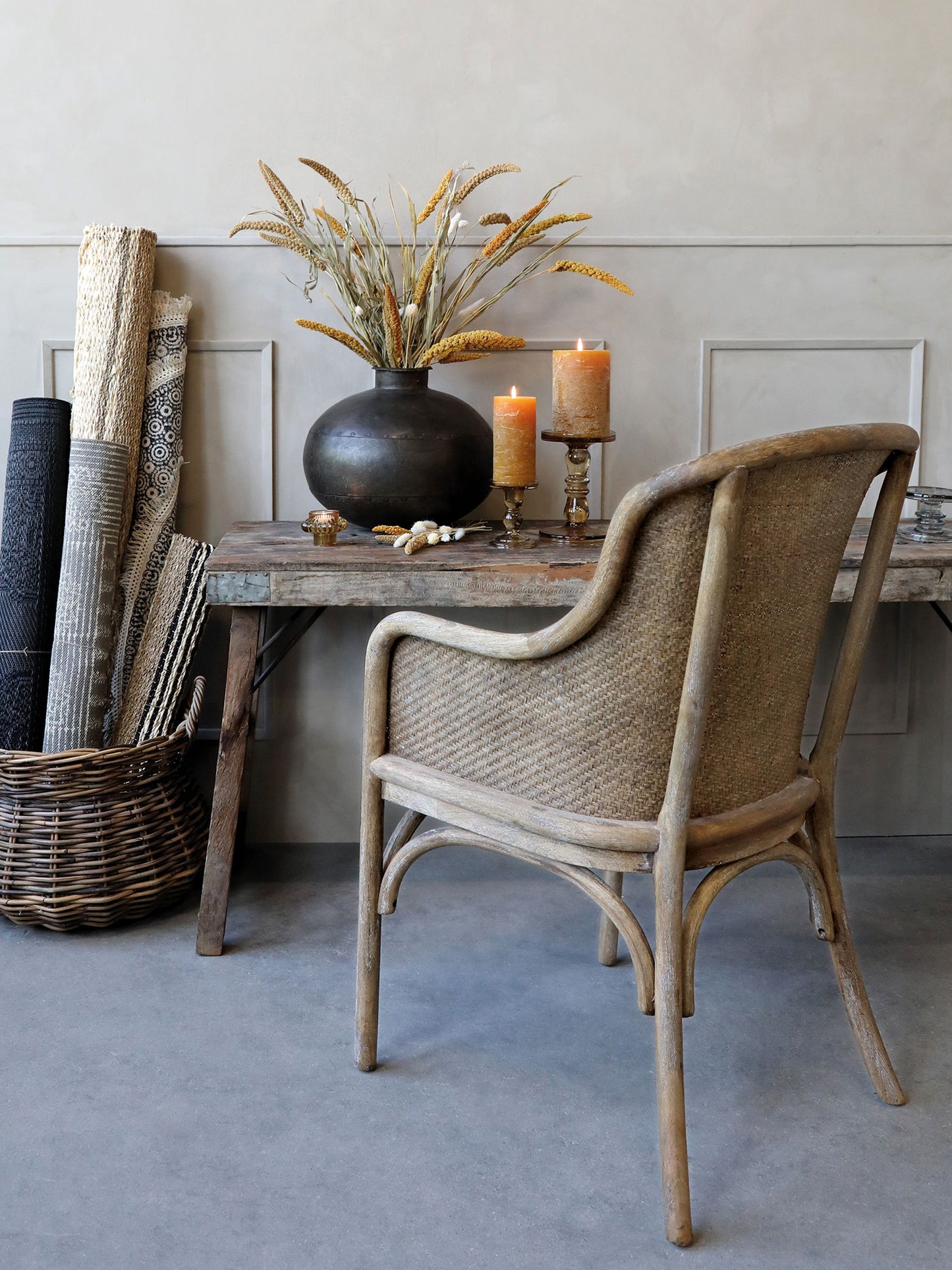 Chic Antique Stol Gammal fransk stol med flätning