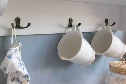 Chic Antique Väggskåp m. 1 dörr och 3 hyllor H61/L56/B19 cm antik creme