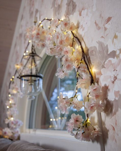 Batteridriven belysning Ljusslinga körsbärsblommor 180 cm