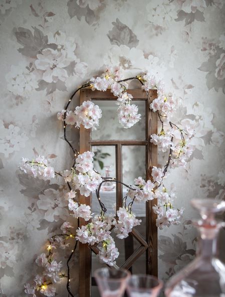Batteridriven belysning Ljusslinga körsbärsblommor 180 cm