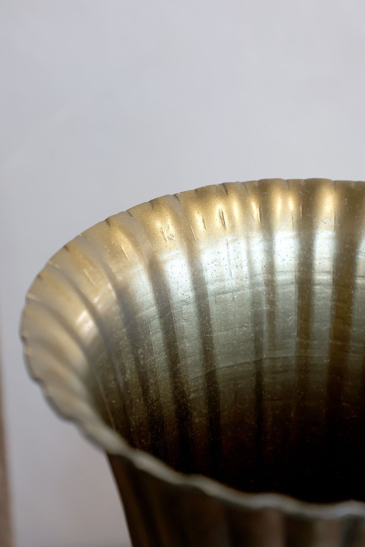 Blomkruka Pokal med spår H29,5/Ø11 cm
