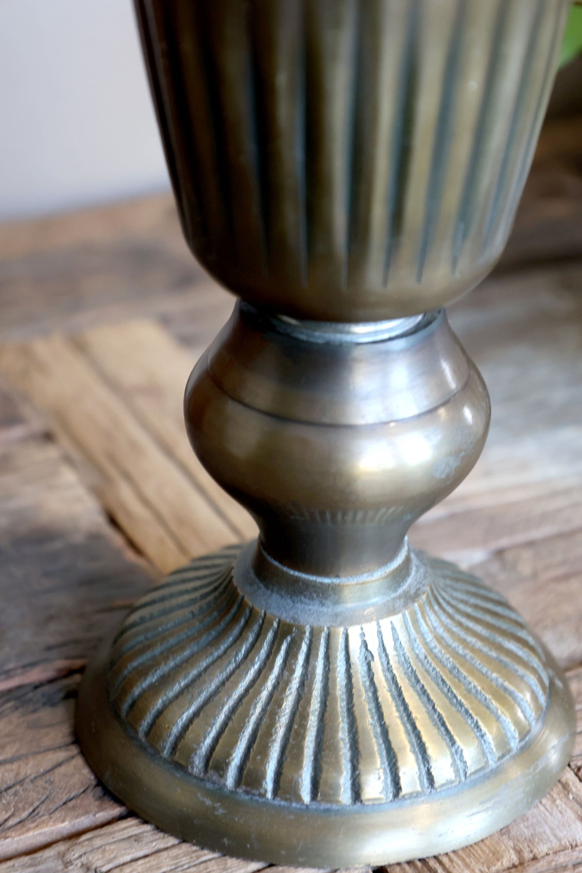 Blomkruka Pokal med spår H29,5/Ø11 cm