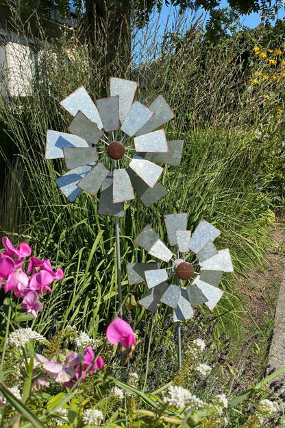 Utomhus Dekoration DIV. Trädgårdsstick Vindsnurra Metall Ø26cm/91 cm 2-pack