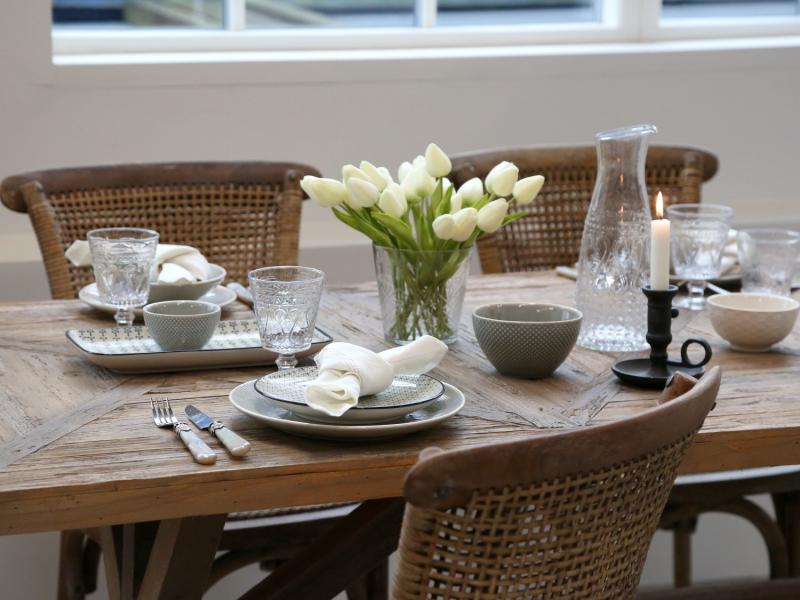 Stol Matstol med korgstol och rygg 2-pack drop