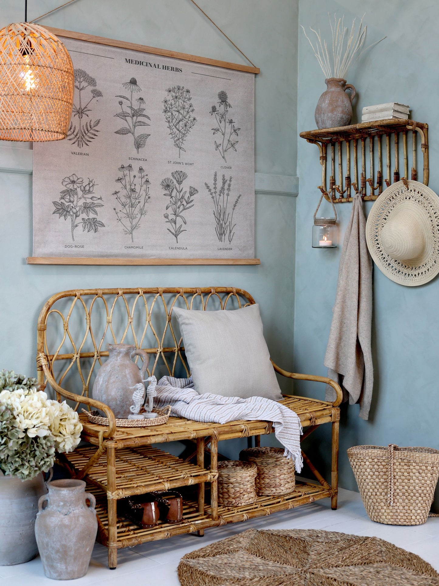 Sittbänk med ryggstöd och 2 hyllplan