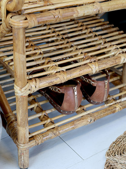 Sittbänk med ryggstöd och 2 hyllplan